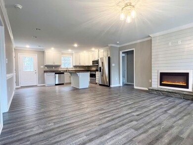 460 Clark Glen Dr, Inman, SC 29349 - photo 2