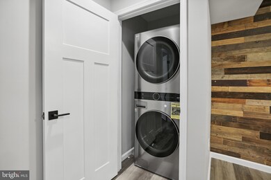 6719 Clinglog St, Capitol Heights, MD 20743 - photo 4