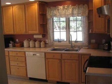 13 Pheasant Ln, Charlton, MA 01507 - photo 7