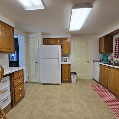 102 Osprey Rd, Alton, NH 03809 - photo 2