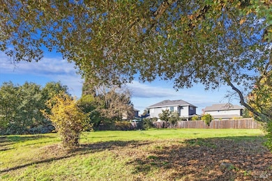 119 Powell Ave, Healdsburg, CA 95448 - photo 4