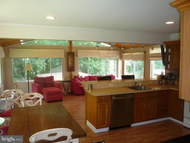 319 Chesapeake Ave, Stevensville, MD 21666 - photo 4