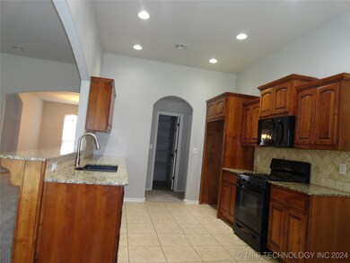 20428 E 46th St S, Broken Arrow, OK 74014 - photo 5