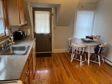 48 Emerson St unit 2, Wakefield, MA 01880 - photo 3