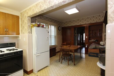 Kitchen 1 eat in
