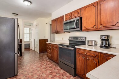 17 Noble St, Somersworth, NH 03878 - photo 2