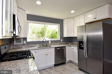 644 Maury Ave, Oxon Hill, MD 20745 - photo 4