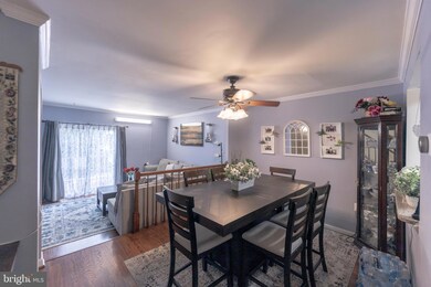 13959 Lightburn Ln, Centreville, VA 20121 - photo 4