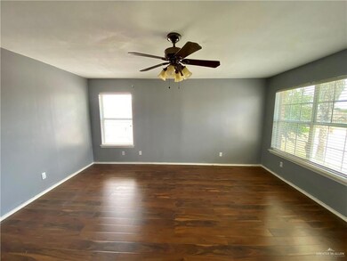 1221 Kokopelli Dr, Edinburg, TX 78541 - photo 7