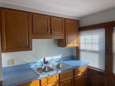48 Lawrence St unit 3, Milford, MA 01757 - photo 3