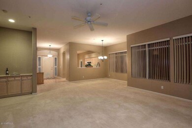 Great Room w Wet Bar