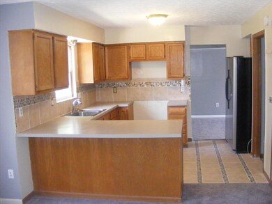 1674 Ward Rd, Columbus, OH 43224 - photo 5