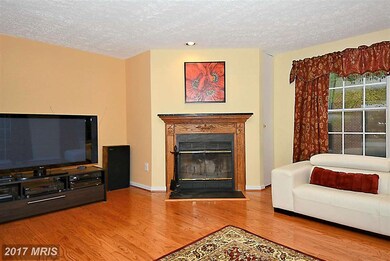 2101 Woodbox Ln unit B, Baltimore, MD 21209 - photo 4