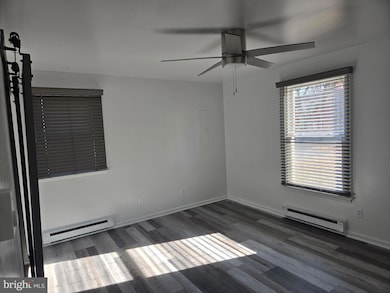 311 E Park Ave unit 1, Sellersville, PA 18960 - photo 6