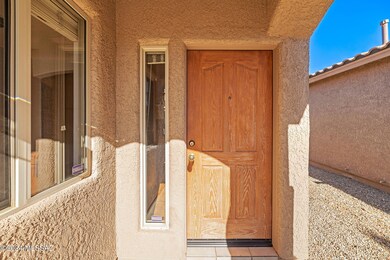 6-web-or-mls-5420 N Mesquite Bosque Way