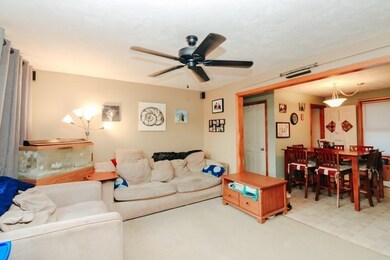 9 Thornapple Cir, Rutland, MA 01543 - photo 5