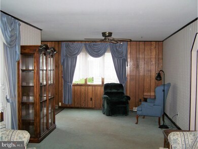 1512 Werner Rd, Hatfield, PA 19440 - photo 5