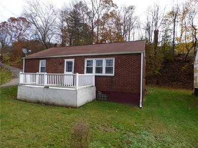 7 Maple St, Ambridge, PA 15003 - photo 3