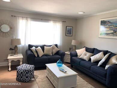 Living room 2