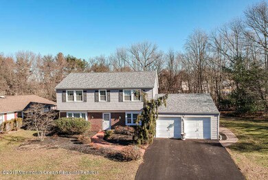 123 Ivy Hill Dr Aberdeen NJ-small-034-40