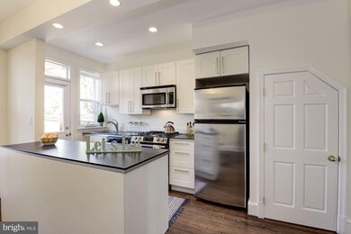 3122 Warder St NW, Washington, DC 20010 - photo 5