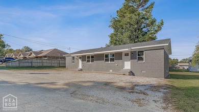 1202 S 8th St, Paragould, AR 72450 - photo 2