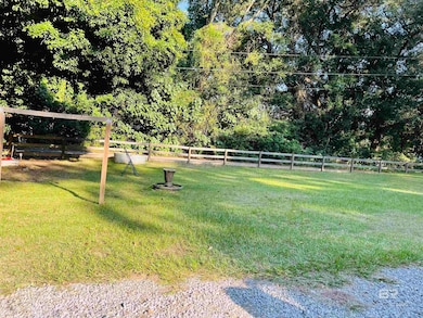 24561 Peavy Ln, Robertsdale, AL 36567 - photo 5
