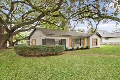 1401 Cos St, Liberty, TX 77575 - photo 2