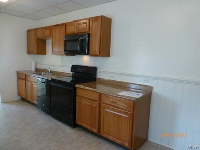 238 Front St unit 240, Alburtis, PA 18011 - photo 6