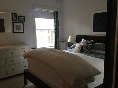 1633 W Catalpa Ave unit 2, Chicago, IL 60640 - photo 7