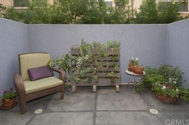 Spacious indoor outdoor living courtyard