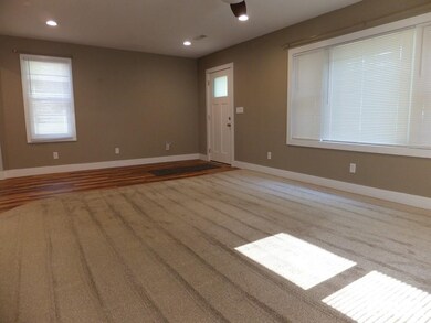 2132 W 16th St, Davenport, IA 52804 - photo 3