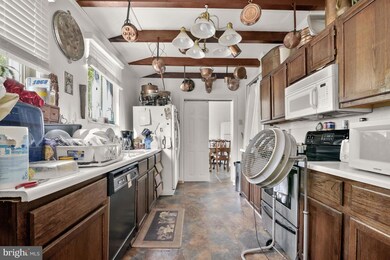 4924 Ilchester Rd, Ellicott City, MD 21043 - photo 5