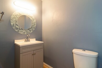 1/2 Bath