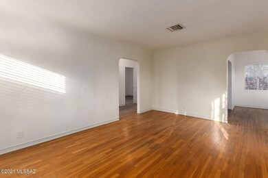 2215 E 6th St, Tucson, AZ 85719 - photo 5