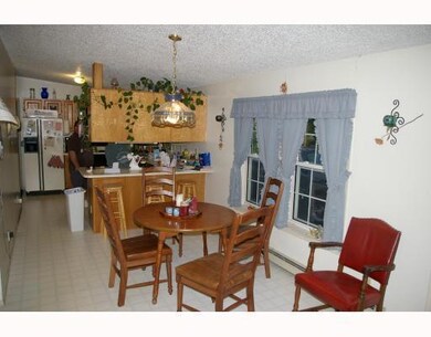 Dining Room. Dining Area