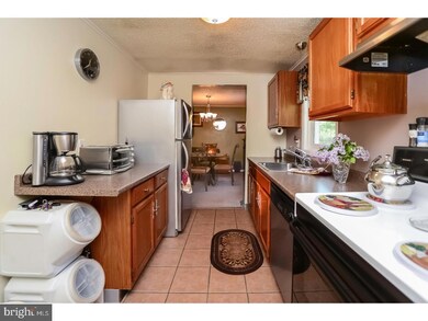 716 W Quillytown Rd, Penns Grove, NJ 08069 - photo 4