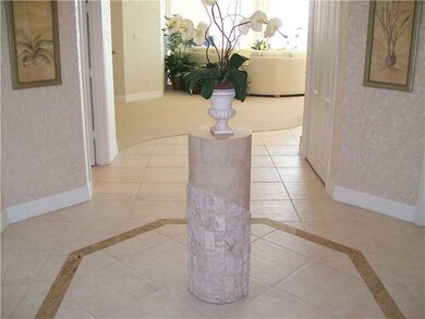 Foyer.