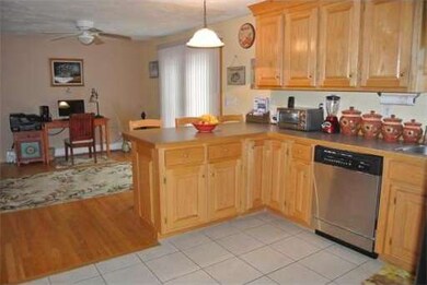 18 Mount Henry Rd, Shirley, MA 01464 - photo 3