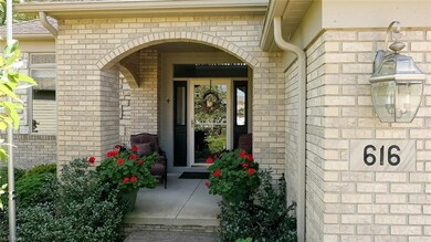 616 Burgess Cir unit 19, Aurora, OH 44202 - photo 2