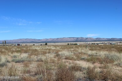 4750 Robbie Lane D, Paulden, AZ 86334 - photo 6