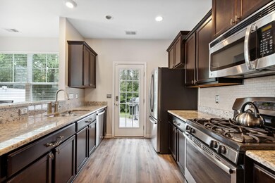 1510RoyalColonyRd-KeenEyeMarketing-09