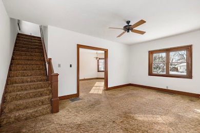 844 S 1st St, Dekalb, IL 60115 - photo 4