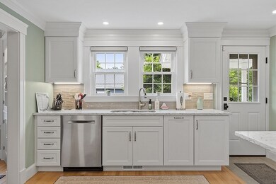 5 Pleasant Cir, Methuen, MA 01844 - photo 6