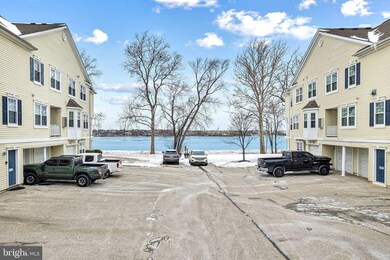 5407 Riverfront Dr unit 5407, Palmyra, NJ 08065 - photo 2