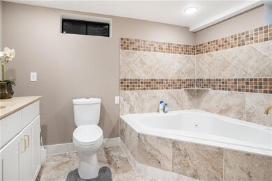 2951 E Tiffin Ave, Des Moines, IA 50317 - photo 5