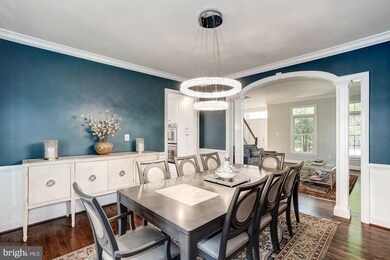 5421 Chandley Farm Ct, Centreville, VA 20120 - photo 6