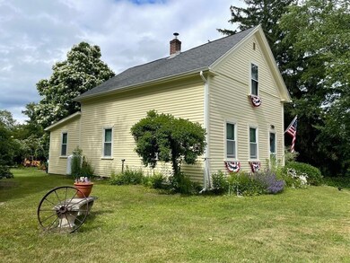 890 Fisher Rd, Fitchburg, MA 01420 - photo 3