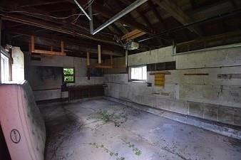 interior garage