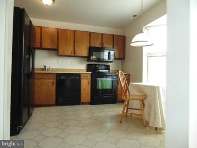 4192 Pleasant Meadow Ct unit 102A, Chantilly, VA 20151 - photo 5